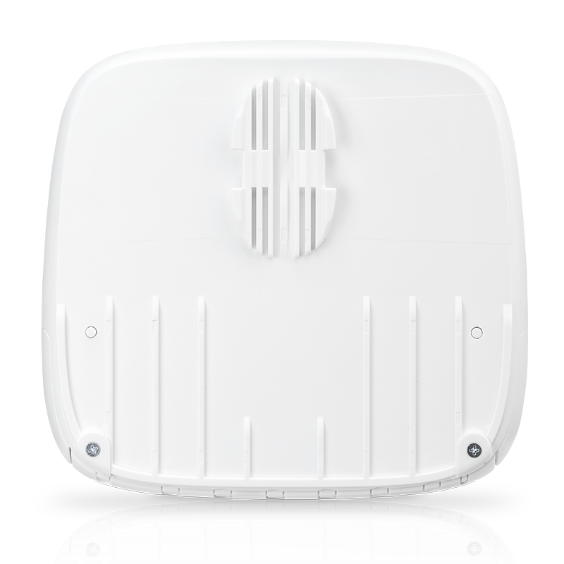 EdgePoint R6 (EP-R6) - Router ngoài trời 6 cổng, tích hợp SFP & PoE