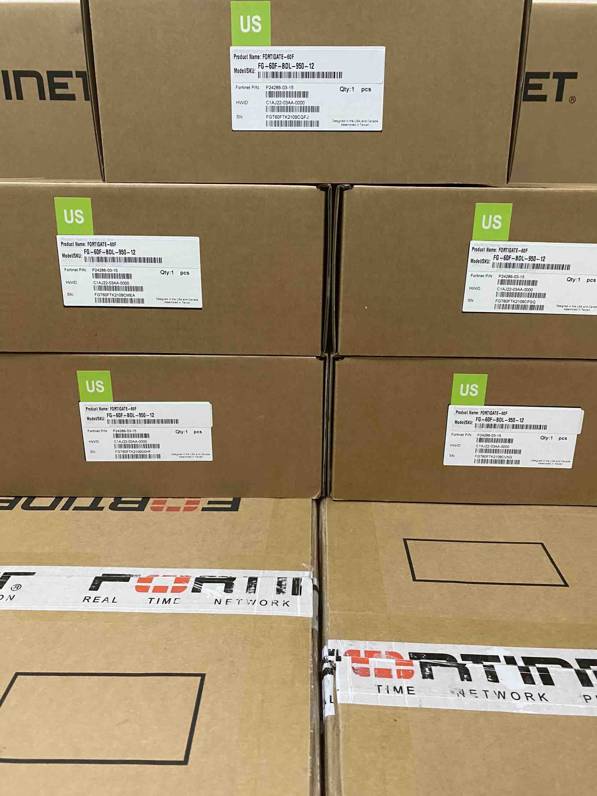 Thiết bị tường lửa Fortigate FG-40F-BDL-950-12 (kèm license 1 năm)